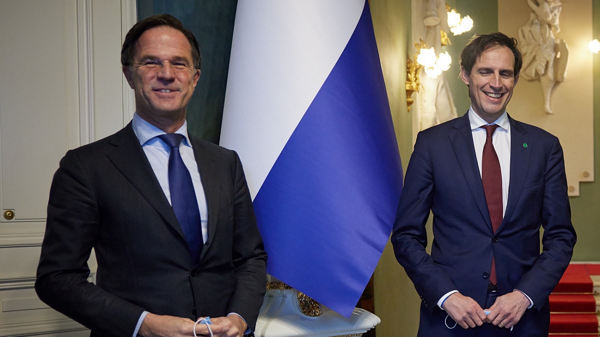 Zaak tegen Rutte, Kaag, Hoekstra en Segers verplaatst naar 11 oktober, deurwaarder ‘geïntimideerd door politie’