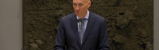 Zorgminister Kuipers hijst de Great Reset-vlag: ‘Wat een aanfluiting’