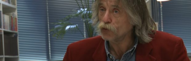 Johan Derksen roept live op tv op tot liquideren van Baudet: ‘Dit mag niet zonder consequenties blijven’