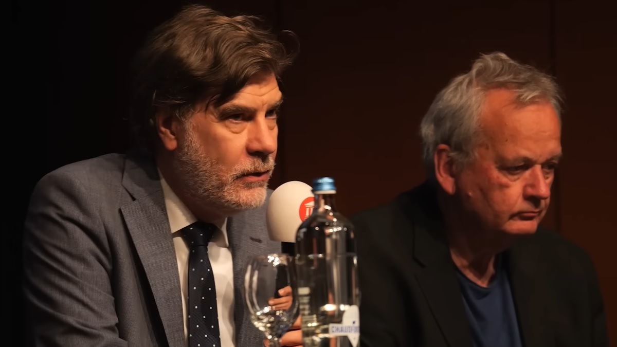 Marcel de Graaff houdt vernietigende speech in Europees Parlement: ‘Het volk moet afrekenen met haar vijanden’