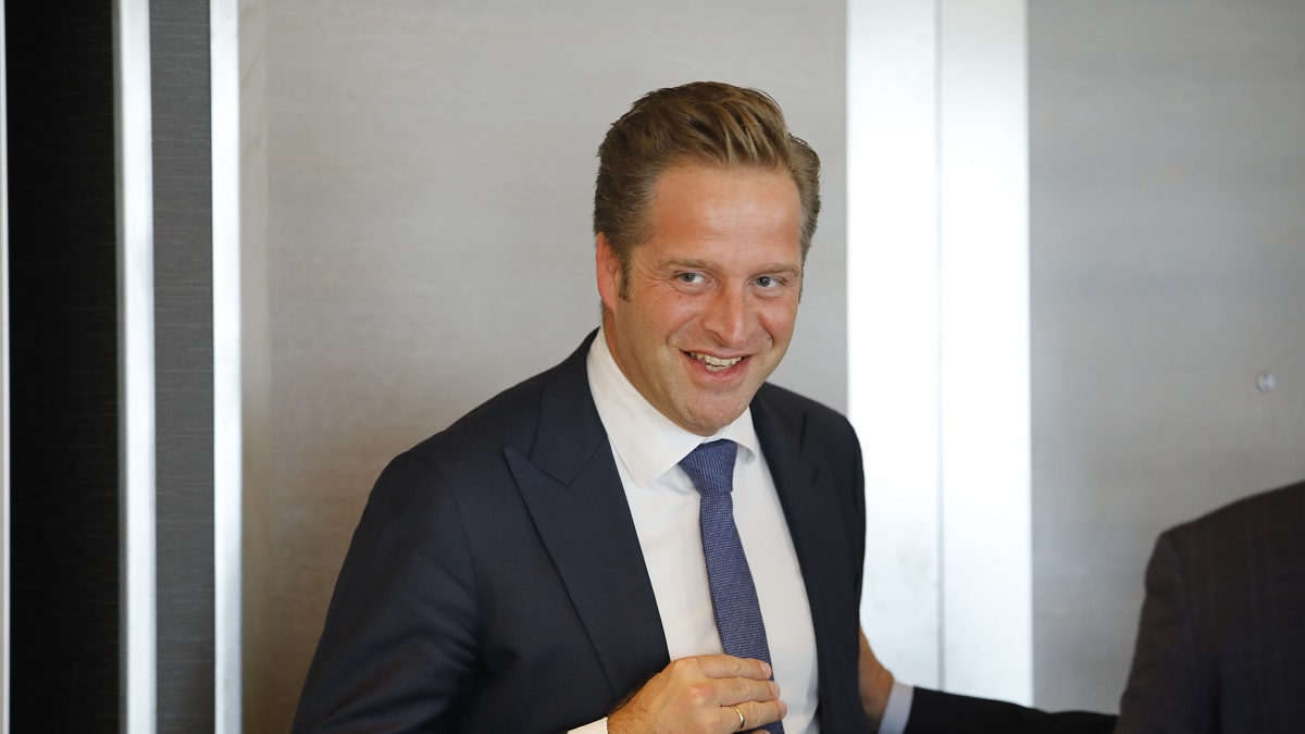Hugo de Jonge krijgt schrik van zijn leven: Bedankt voor je stem op Thierry Baudet