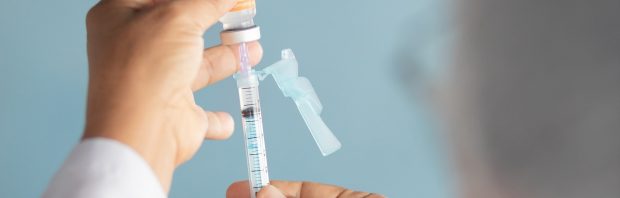 Deze organisatie geeft vaccinatieschade een gezicht: ‘Vermoedelijk nog maar het topje van de ijsberg’