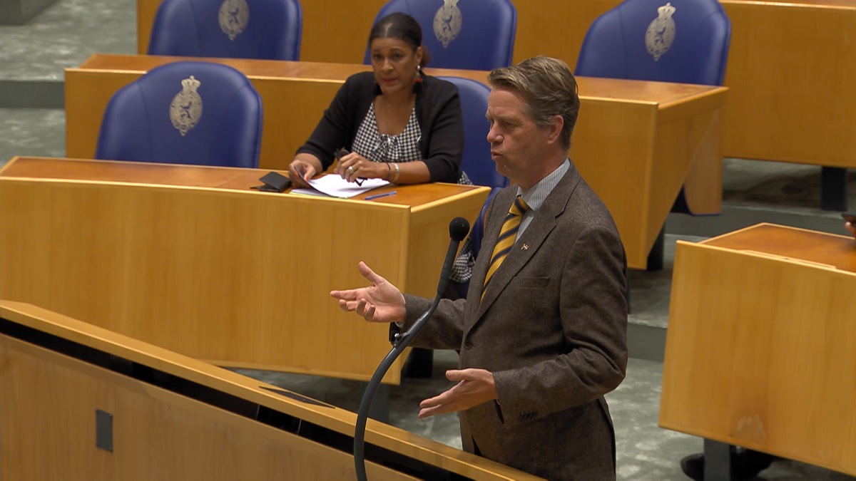 Motie Martin Bosma: ‘Verzoekt de Kamer een weglopend kabinet te beschouwen als zijnde afgetreden’