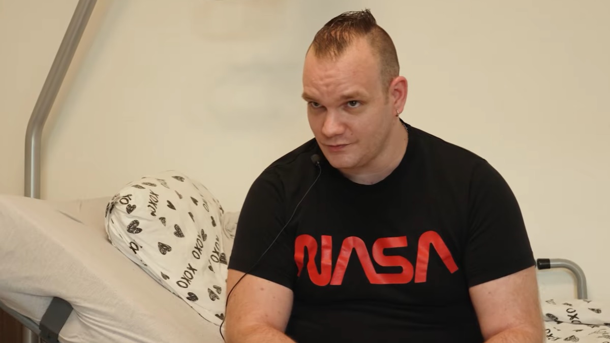 Raphael (33) ist im Impfzentrum zusammengebrochen: „Es fühlt sich wirklich so an, als könnte es der letzte Tag sein“.