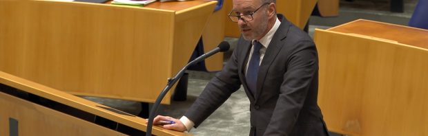 Kamer weigert debat over explosieve uitspraak Pfizer-directeur: ‘Wat ontzettend triest’