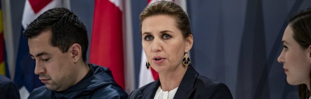 Deense premier Frederiksen keihard geconfronteerd: jij hebt 83.000 Denen vermoord met het ‘coronavaccin’