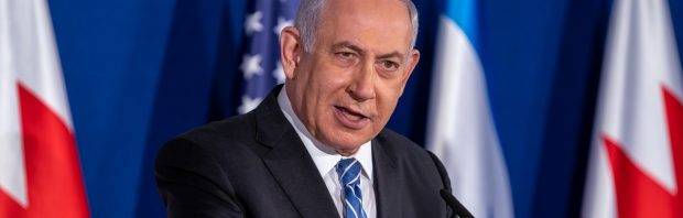 Netanyahu vertelt vol trots hoe hij zijn eigen Israëliërs heeft gebruikt als labratten
