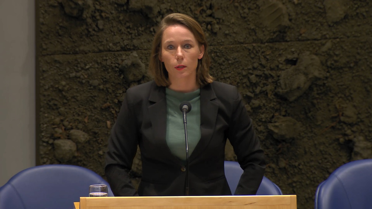 Ontsteltenis over nieuwe wet die partijen kan verbieden: ‘Heel erg gevaarlijk’