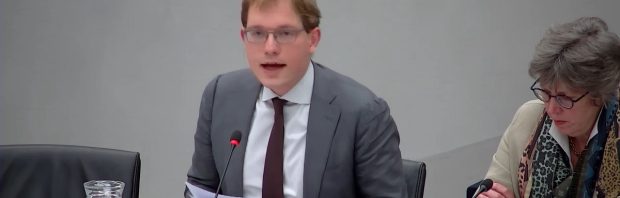 Kijk: Pepijn van Houwelingen maakt kritische opmerking en wordt door D66 uitgemaakt voor ‘complotdenker’