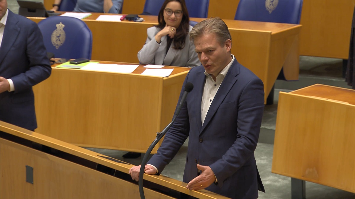 Omtzigt trekt aan de bel: hierom is het oversterfte-onderzoek ONMOGELIJK