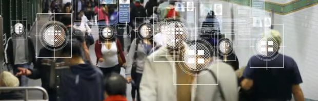 Senator waarschuwt voor opkomst van digitale surveillancestaat: ‘Dystopische toekomst’