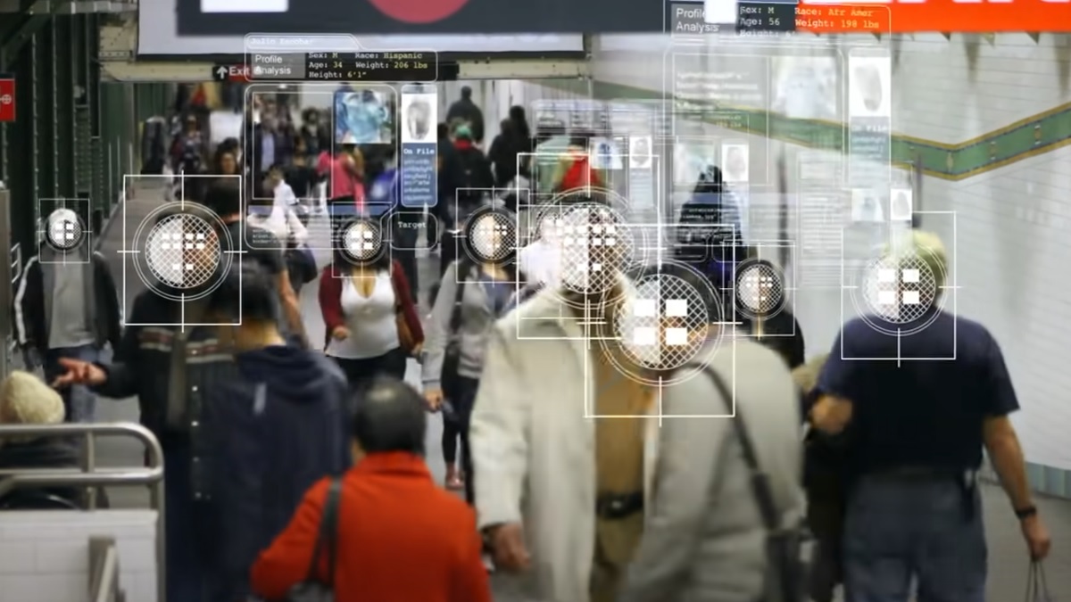 Senator waarschuwt voor opkomst van digitale surveillancestaat: ‘Dystopische toekomst’