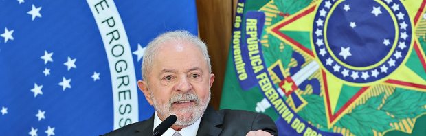 Nieuwe president Brazilië zet meteen de toon: geen prik, geen geld