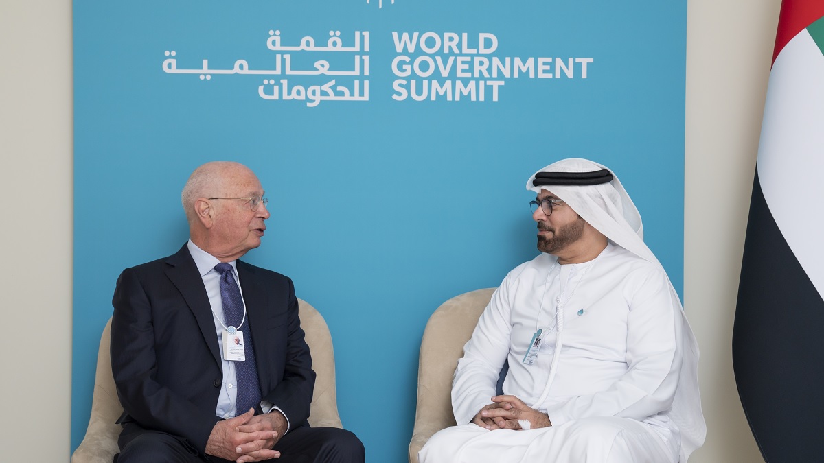 Klaus Schwab: ‘Wie deze technologieën beheerst, zal in zekere zin de wereld beheersen’