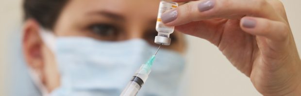 ‘Tijdens de laatste vaccinatieronde zijn ongeveer 1100 mensen overleden’