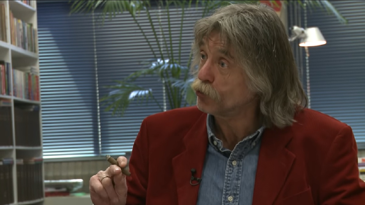 Johan Derksen in de bres voor Ongehoord Nederland: ‘Twee uitstekende uitzendingen gezien’