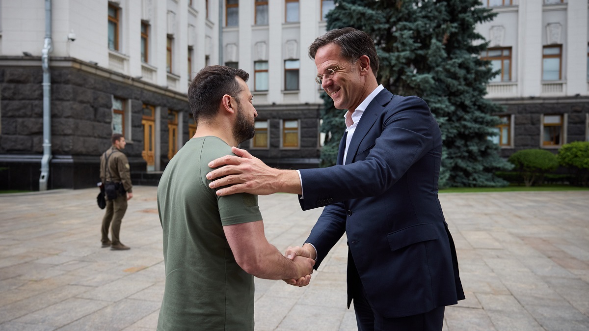 Deze 12 ‘oorlogshitsende’ partijen steunen het ‘naziregime’ in Oekraïne