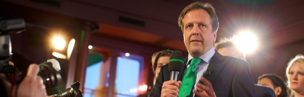 Pechtold (D66) wil vlak na verkiezingen Eerste Kamer afschaffen: ‘Héél opvallend’