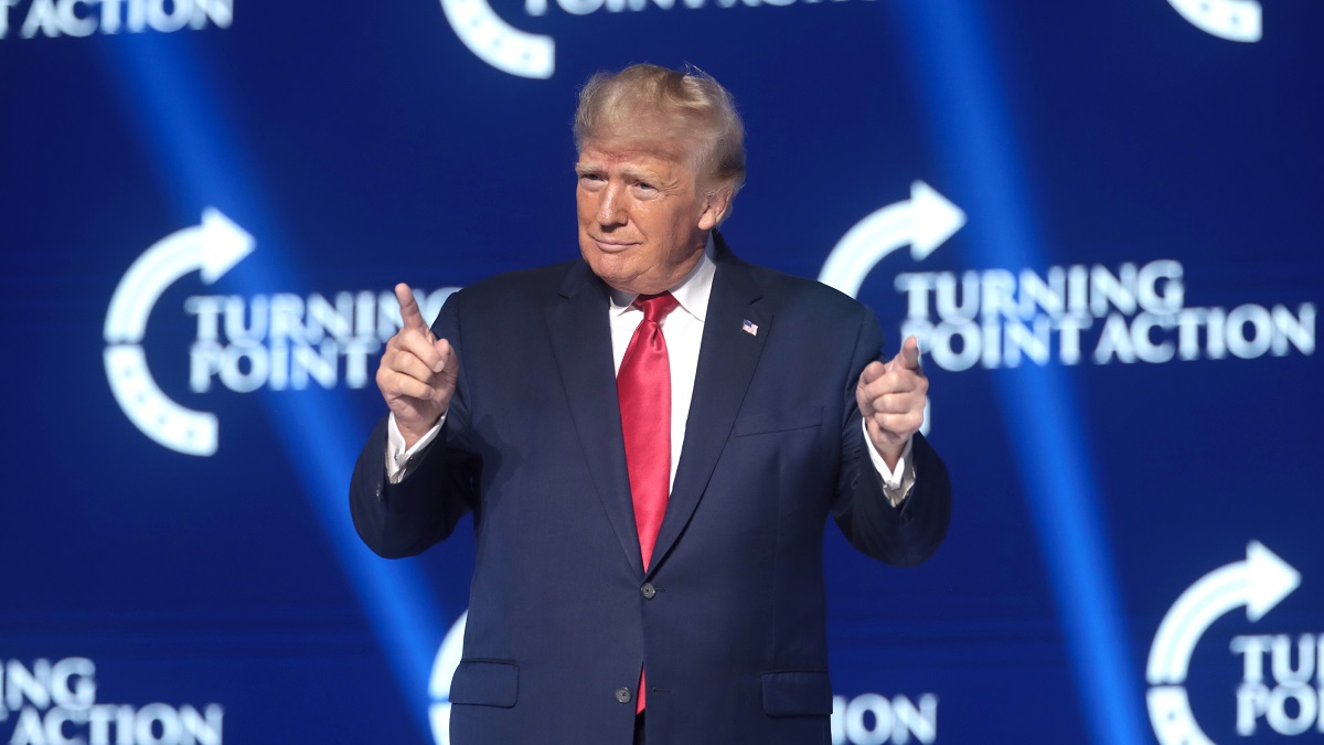 Dit is ‘m dan: de man die Trump de cel in wil hebben
