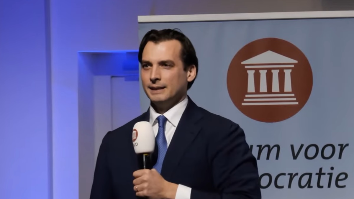 Baudet wil bezem door ambtelijke top: 'Een klein nachtje van de lange