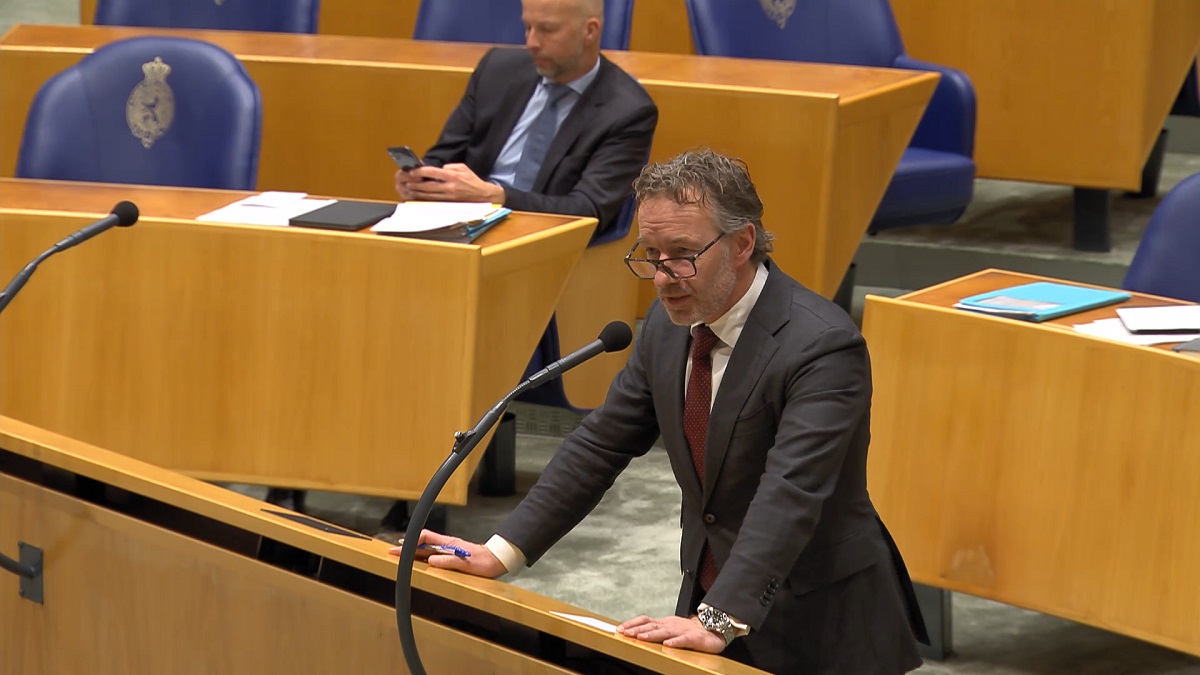 Kijk en huiver: Wybren van Haga maakt beelden van indringer openbaar