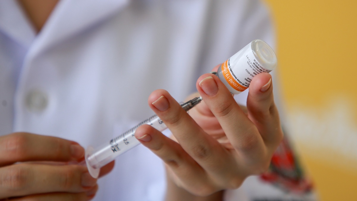Nieuwe hulplijn voor vaccinatieschade op eerste dag compleet overbelast