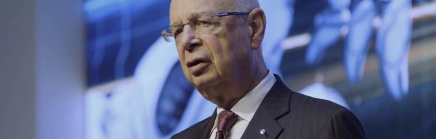 Klaus Schwab treedt af als voorzitter van het World Economic Forum