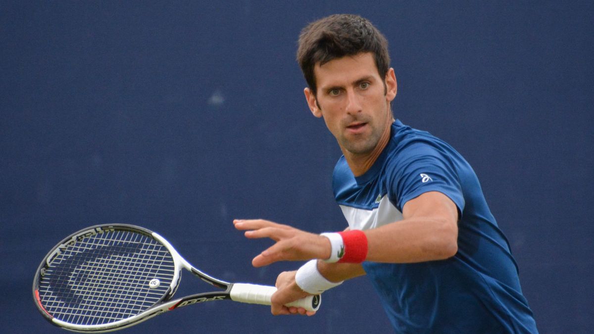 Trouw scheldt ongevaccineerde tennisser Djokovic uit voor wappie: ‘Een dieptepunt’