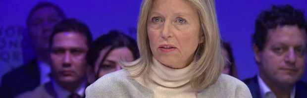 Defensieminister flink onder vuur: ‘Dit noopt tot het opstappen van Ollongren’