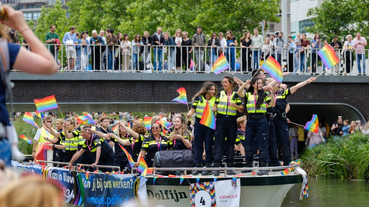 Belastingdienst ‘ontdaan’ door hatelijke reacties op wokegedram: ‘Het wordt steeds gekker in dit land’
