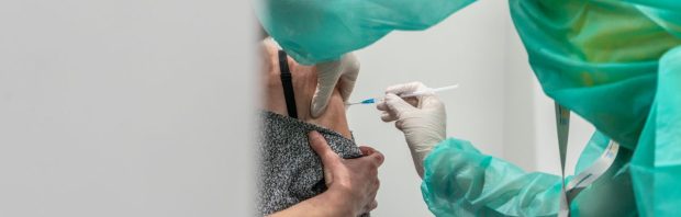 Arts die 3000-4000 mensen vaccineerde wordt geconfronteerd met een ongemakkelijke waarheid