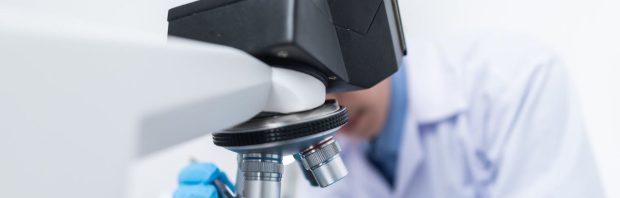 Duits lab test op DNA-verontreiniging coronaprik, limiet tot 354 keer overschreden: ‘Zorgwekkend’