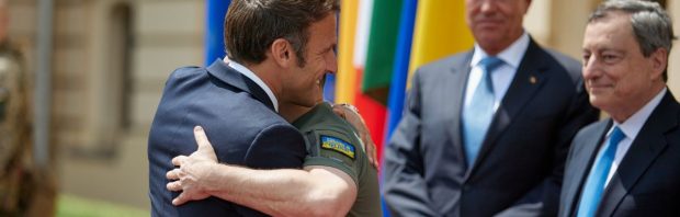 Waarom Macron plotseling 180 graden draaide over het sturen van grondtroepen