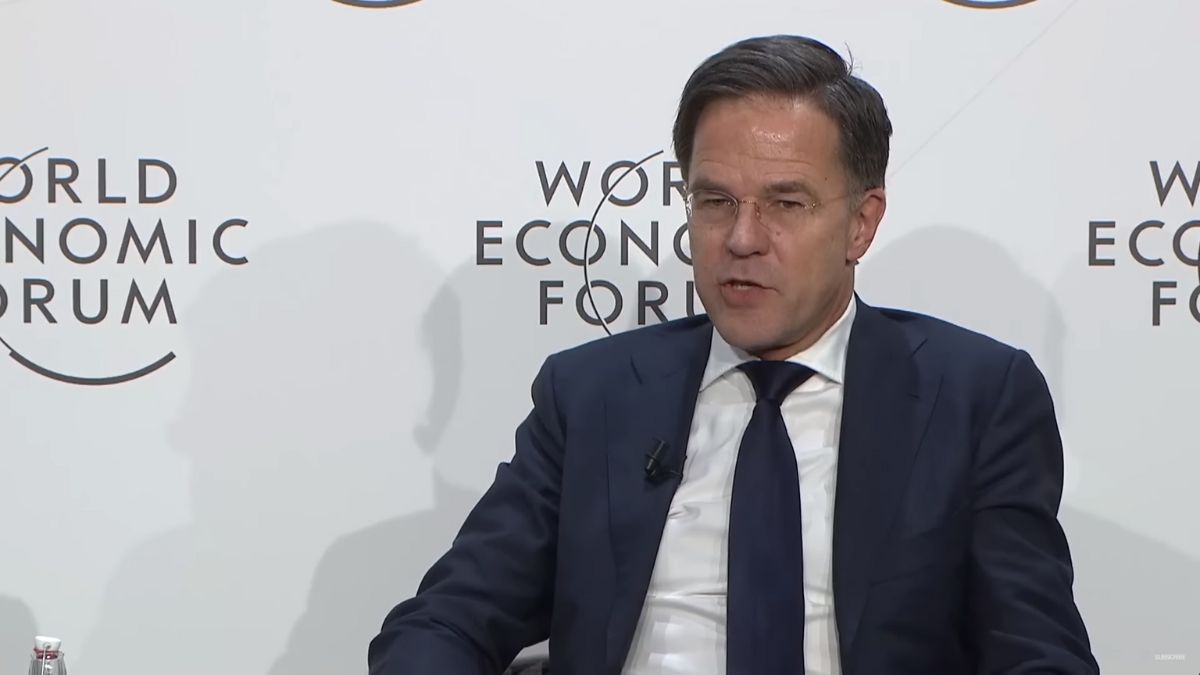 Rutte voor de rechter vanwege toeslagenaffaire, MSM schitteren door afwezigheid