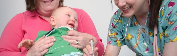 Rampzalige peiling: enorm aantal ouders gelooft leugens van de overheid en media over vaccins niet meer