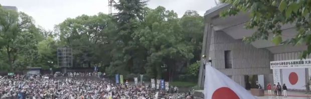 Kijk: ’s werelds grootste protest tegen de WHO afgetrapt in Japan