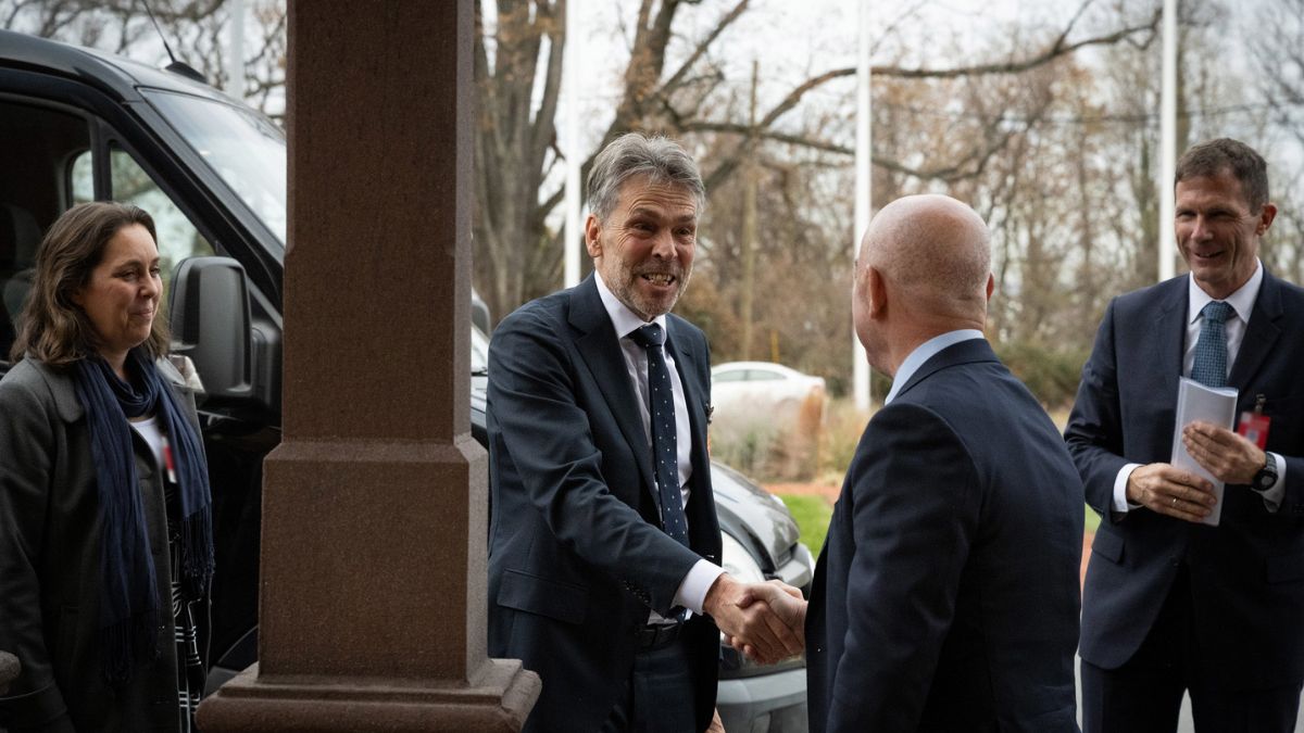 Beoogd premier Dick Schoof 'betrokken bij Justitieschandaal'