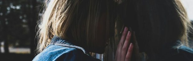 Vrouw die allochtone verkrachters ‘beledigt’ krijgt langere gevangenisstraf dan de verkrachters