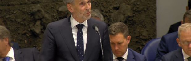 Oud-topambtenaar die streed tegen duistere krachten in Haagse politiek schrijft onthutsende brief aan premier Schoof