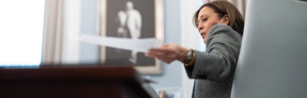 Filmpje: Kamala Harris wil presidentskandidaat worden en investeren in het verminderen van ‘de bevolking’