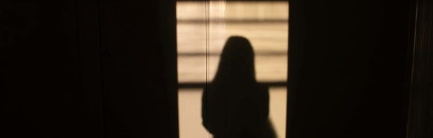 Klokkenluiders: miljarden aan belastinggeld gebruikt voor kinderhandel, overheidsfunctionarissen medeplichtig