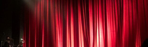 De geheime oorlog tegen de mensheid: ‘De wereld is één groot theater en dit spel kent maar één grote speler’