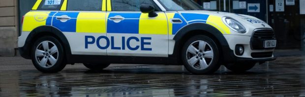 Britse man krijgt bezoek van 2 politieagenten en psycholoog nadat hij zegt dat ‘christenen moeten opstaan’