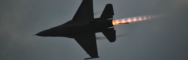 Oekraïense leger schiet eigen F-16 neer, piloot overleden