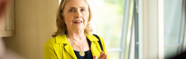 Extinction Rebellion en Just Stop Oil gefinancierd door ‘maffiabaas’ Hillary Clinton
