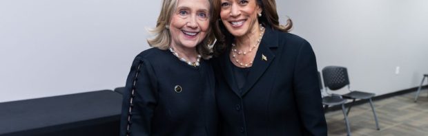 Hillary Clinton pleit voor het opsluiten van Amerikanen die ‘desinformatie’ verspreiden