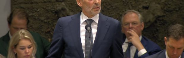 Kijk: Schoof geeft toe, hier komt de aap uit de mouw