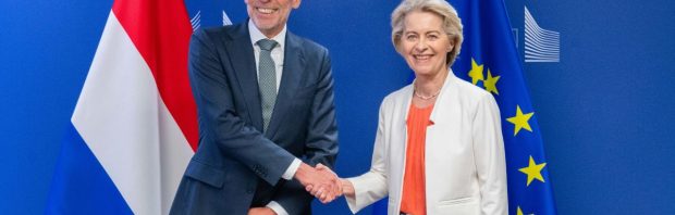 Premier Schoof belooft het door en door corrupte Oekraïne nog eens 200 miljoen extra: ‘Ronduit schandalig’
