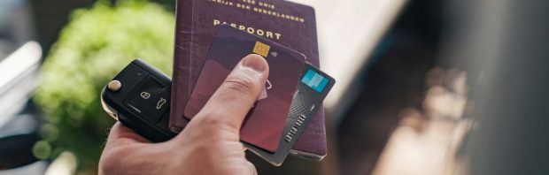 EU wil vanaf 2030 DIGITALE paspoorten invoeren en dit is de opmerkelijke reden