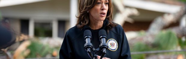 Voormalige gezant van het Vaticaan noemt Kamala Harris ‘duivels monster’ en ‘dienaar van Satan’